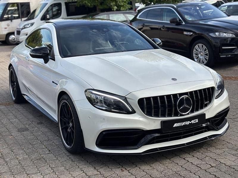 Weiß Gebraucht 2021 Mercedes C63S AMG AMG | 68.800 € (Fairer Preis) - Bild 1/4