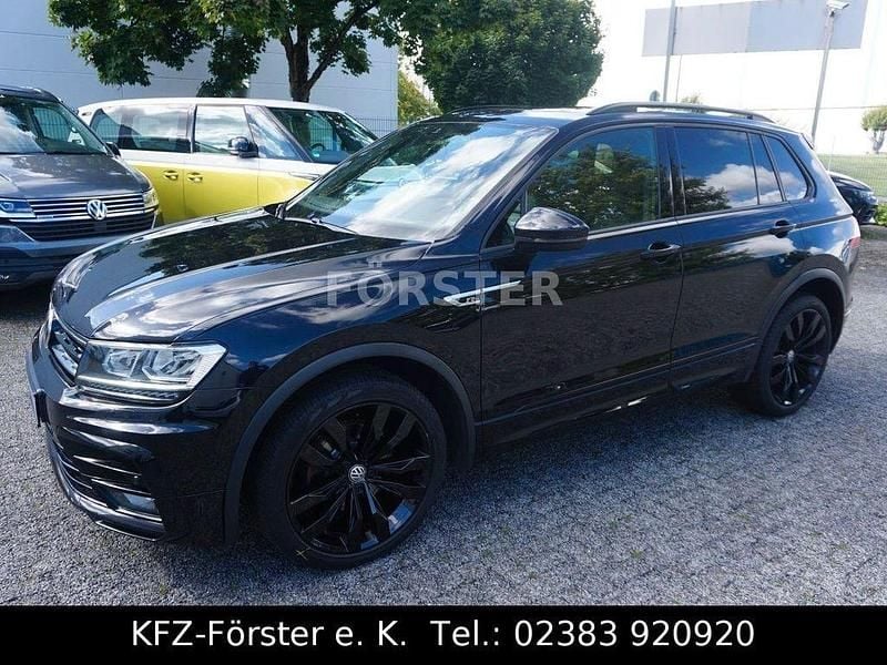 Schwarz Gebraucht 2019 VW Tiguan Highline SUV | 17.980 € (Etwas zu teuer) - Bild 1/4