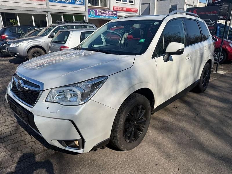 Gebraucht Subaru Forester Premium 147 PS (108 kW) 2015 Weiß SUV