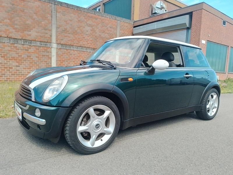 Second-hand Mini ONE 90 CP (66 kW) 2002 Verde Hatchback
