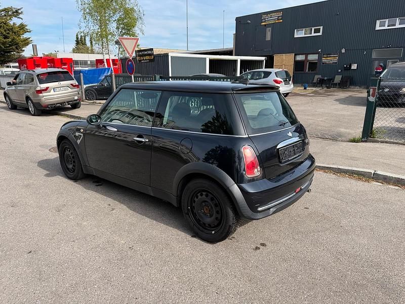 Second-hand Mini Cooper 90 CP (66 kW) 2007 Negru Hatchback