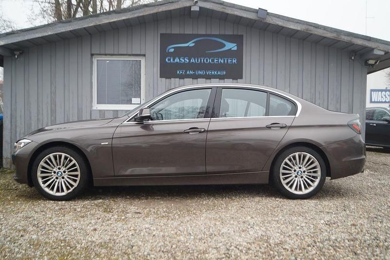 Gebraucht BMW 328 Luxury Line 245 PS (180 kW) 2012 Braun Limousine