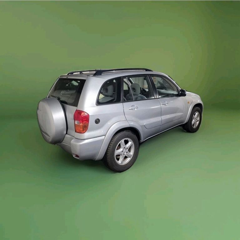 Silber Gebraucht 2002 Toyota RAV4 SUV | 8.500 € (Fairer Preis) - Bild 1/4