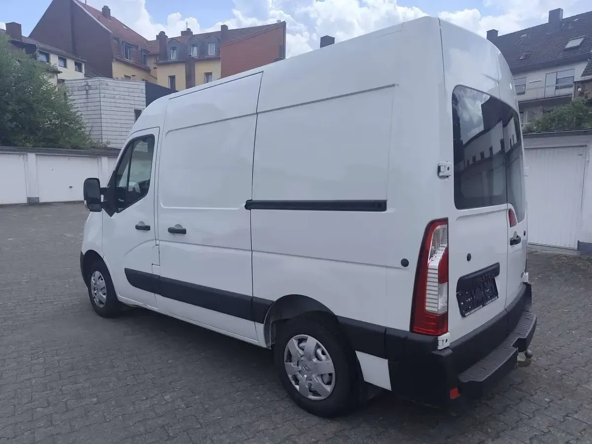 Gebraucht Renault Master 131 PS (96 kW) 2017 Weiß Van