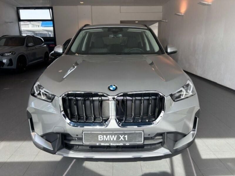 Neu BMW X1 136 PS (100 kW) 2026 Spacesilber metallic SUV