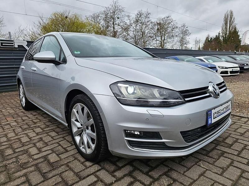 Gebraucht VW Golf VII Highline 122 PS (89 kW) 2014 Silber Limousine