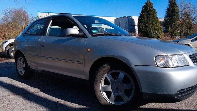 Gebraucht Audi A3 Ambition 101 PS (74 kW) 1998 Schwarz Kleinwagen