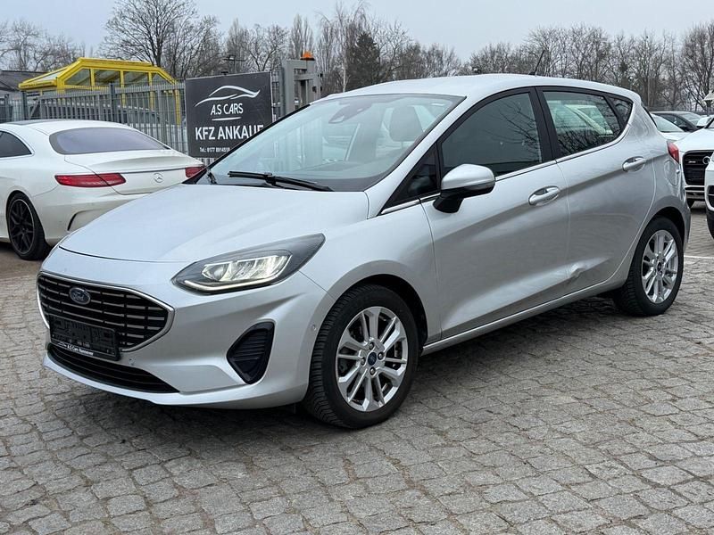 Gebraucht Ford Fiesta Titanium 75 PS (55 kW) 2022 Silber Kleinwagen