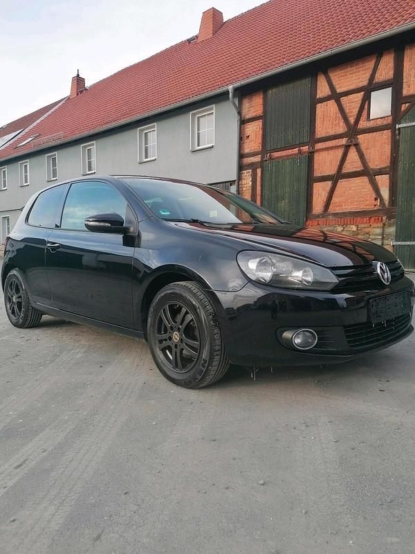Gebraucht VW Golf VI 80 PS (58 kW) 2009 Schwarz Kleinwagen