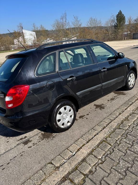 Second-hand Skoda Fabia 80 CP (58 kW) 2010 Negru Break