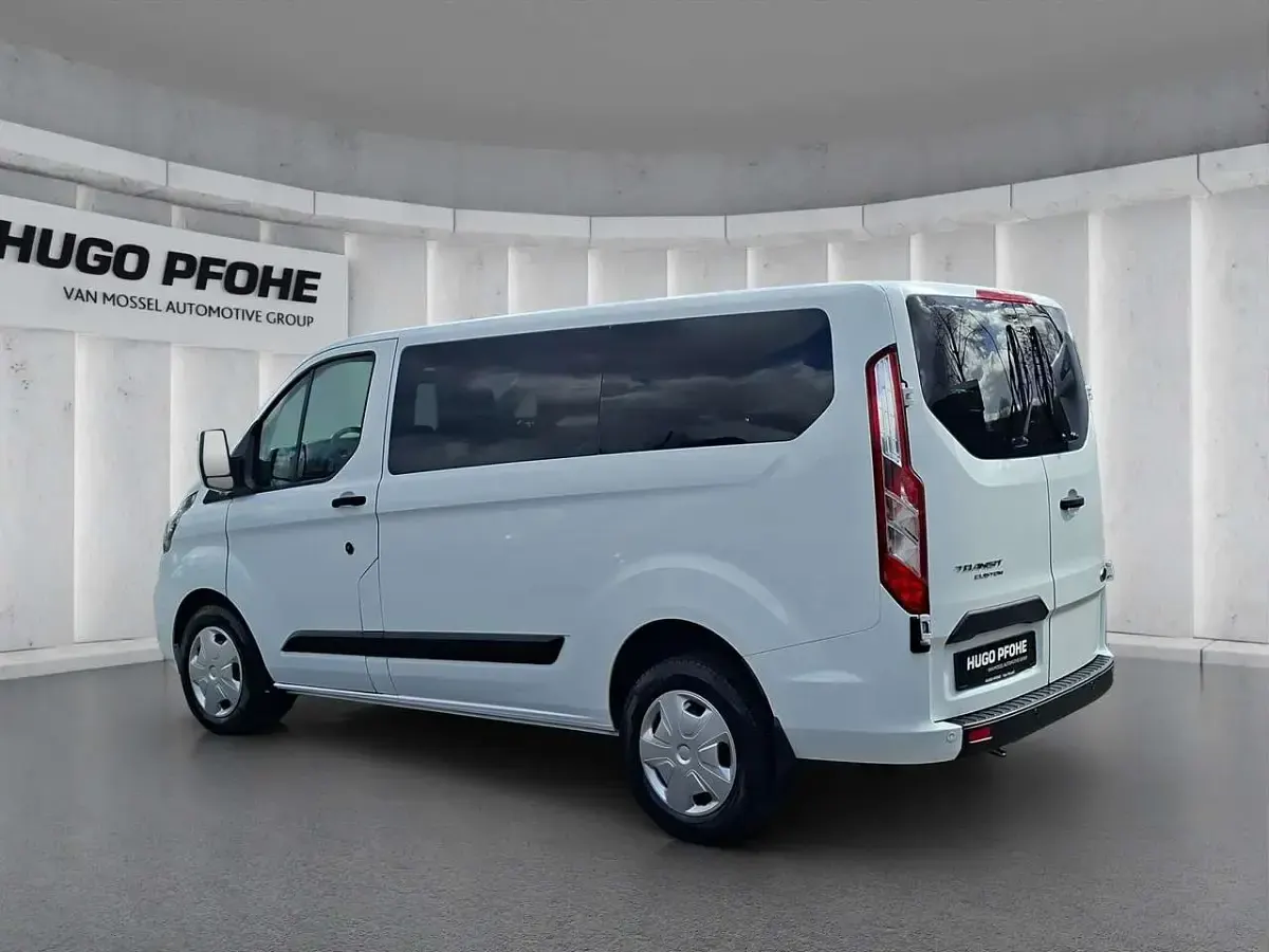 Gebraucht Ford Transit Custom Trend 105 PS (77 kW) 2023 Weiss Kombi