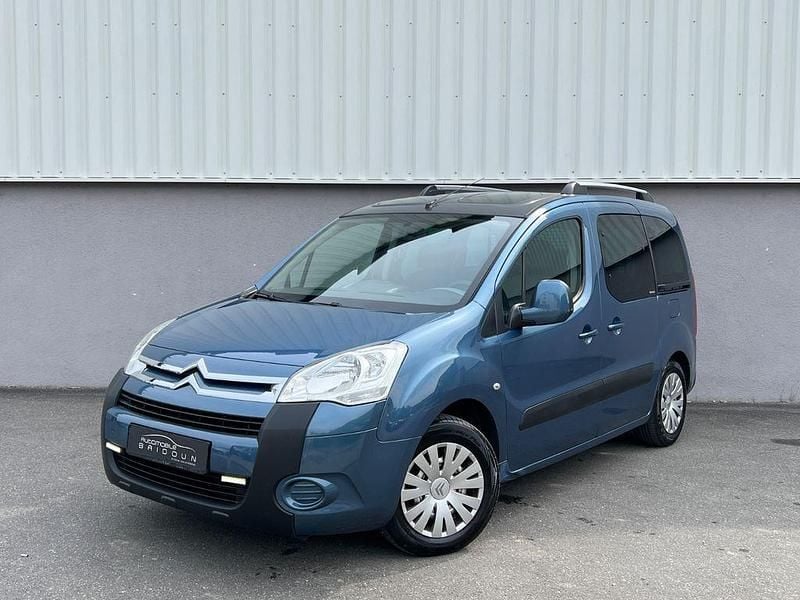 Blau Gebraucht 2010 Citroën Berlingo Van / Kleinbus | 3.490 € (Etwas zu teuer) - Bild 1/4