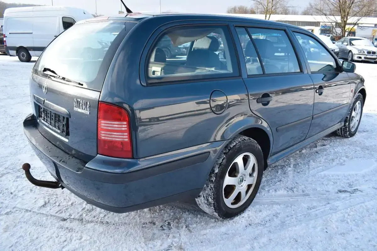 Gebraucht Skoda Octavia 150 PS (110 kW) 1999 Grau Kombi