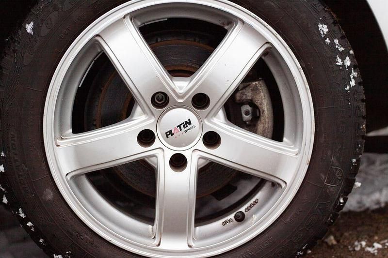 Gebraucht VW Golf Comfortline 102 PS (75 kW) 2005 Grau Limousine