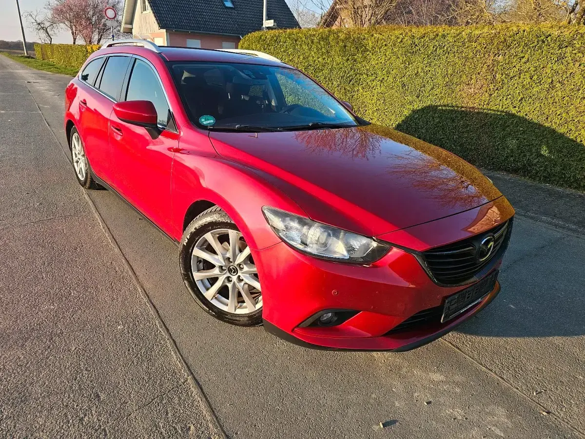 Gebraucht Mazda 6 150 PS (110 kW) 2013 Rot Kombi