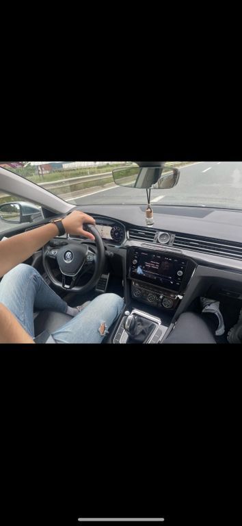 Grau Gebraucht 2019 VW Arteon Limousine | 21.500 € (Superpreis) - Bild 1/4
