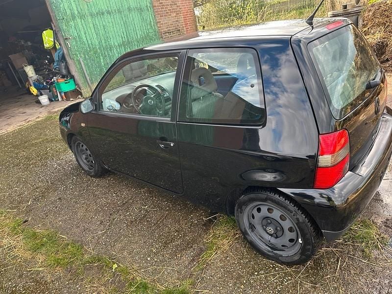 Second-hand VW Lupo 50 CP (36 kW) 2000 Negru Hatchback