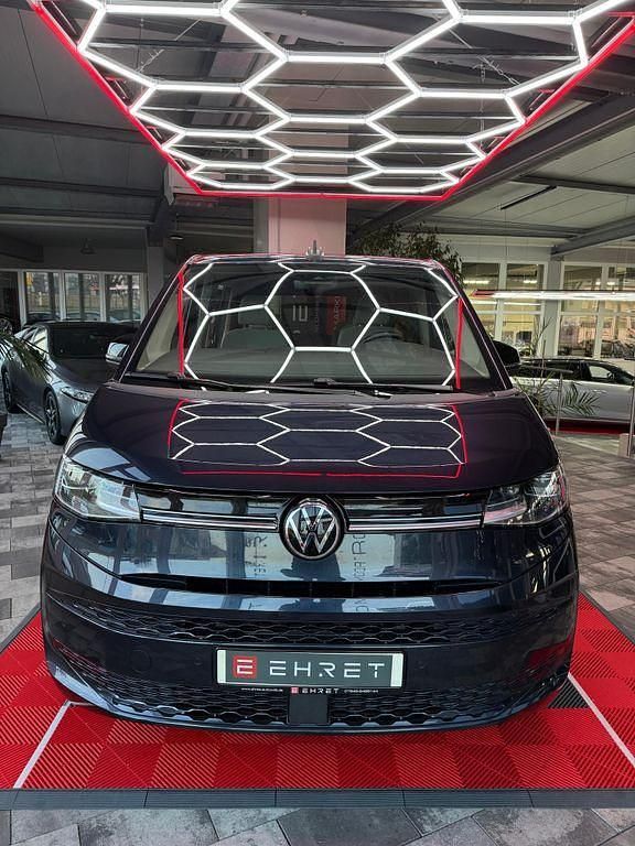 Gebraucht VW Multivan Life 150 PS (110 kW) 2023 Blau Van