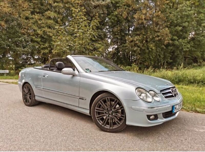 Grau Gebraucht 2006 Mercedes CLK350 Avantgarde Cabrio | 8.900 € (Guter Preis) - Bild 1/4