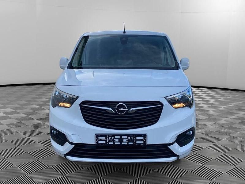 Gebraucht Opel Combo Edition 131 PS (96 kW) 2020 Weiß Van / Kleinbus