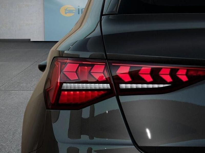 Używany Audi A3 e-tron 204 KM (150 kW) 2025 Czarny Hatchback