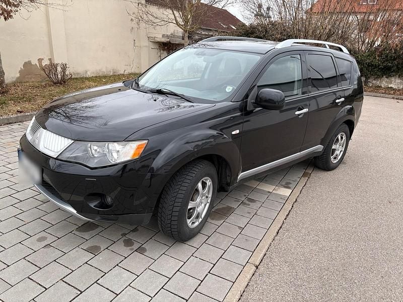 Gebraucht Mitsubishi Outlander 156 PS (114 kW) 2008 Schwarz SUV