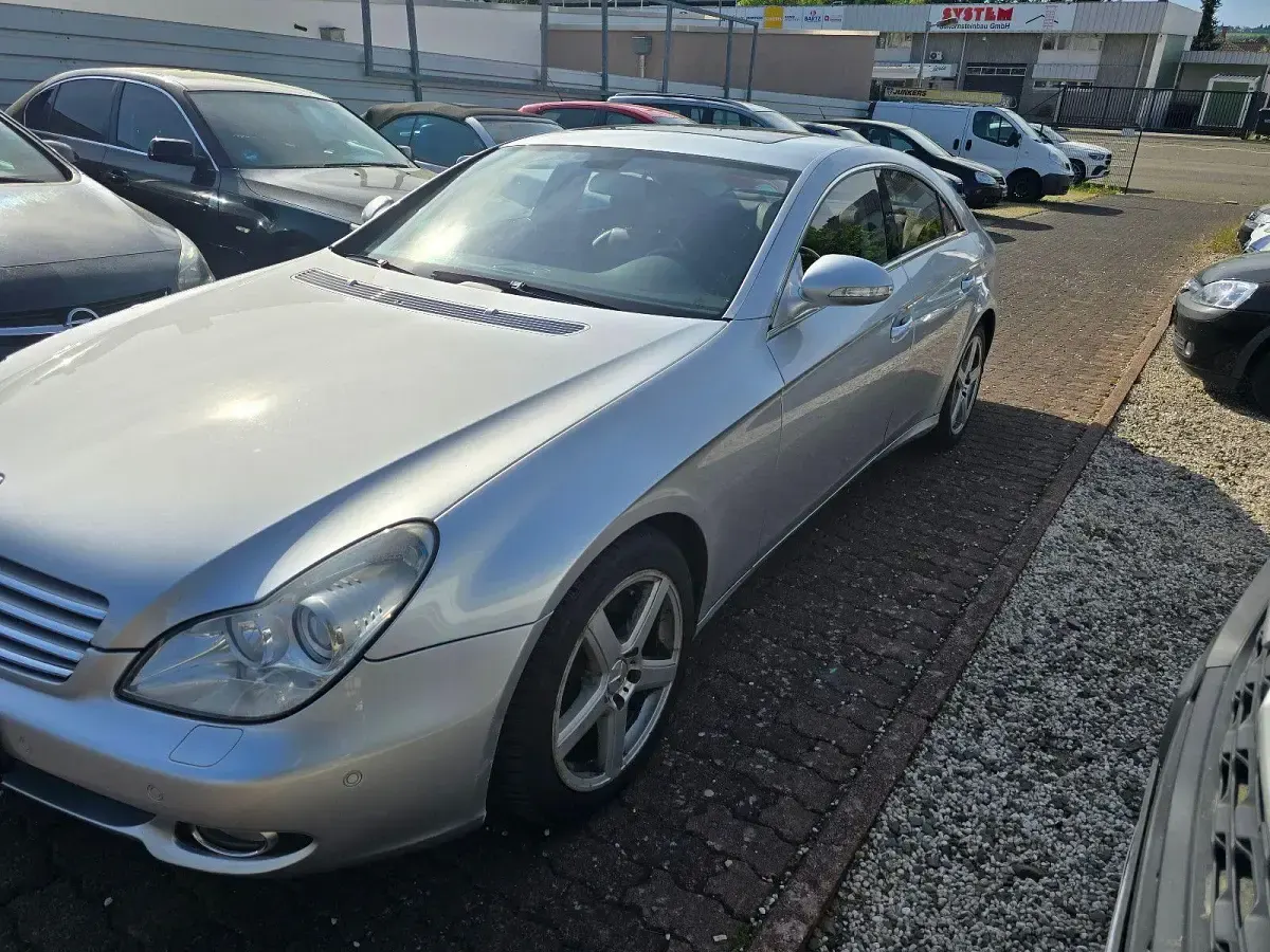 Gebraucht Mercedes CLS350 272 PS (200 kW) 2007 Silber Limousine