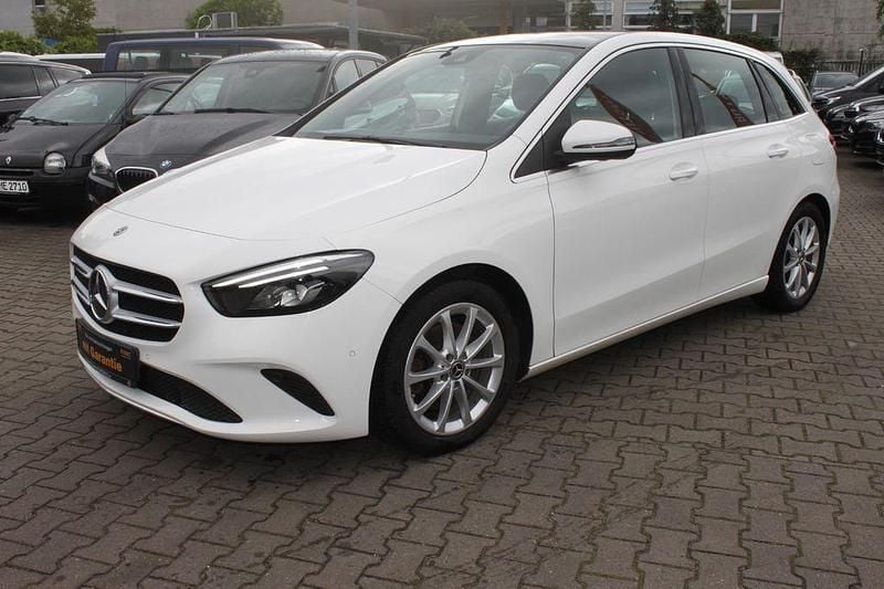 Polarweiss unilack Gebraucht 2020 Mercedes B220 Progressive Van / Kleinbus | 18.400 € (Guter Preis) - Bild 1/4