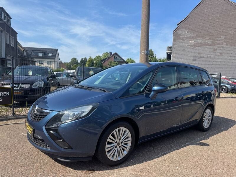 Blau Gebraucht 2016 Opel Zafira Van / Kleinbus | 10.790 € (Fairer Preis) - Bild 1/4