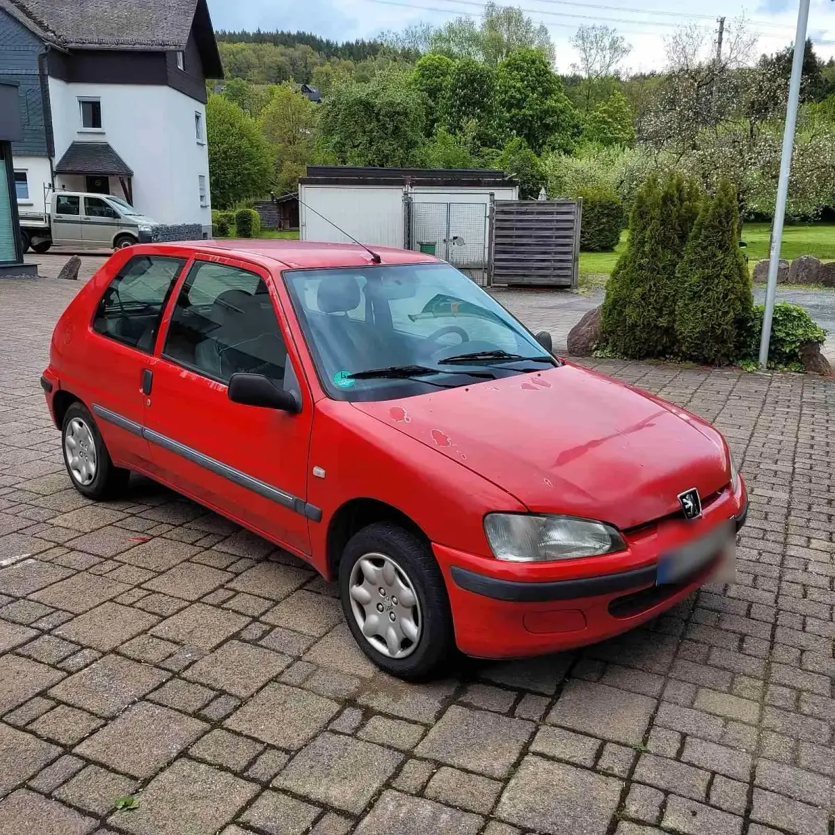 Gebraucht Peugeot 106 60 PS (44 kW) 2003 Rot Kleinwagen