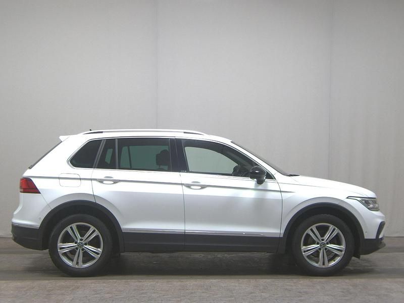 Gebraucht VW Tiguan Move 150 PS (110 kW) 2023 Weiss SUV