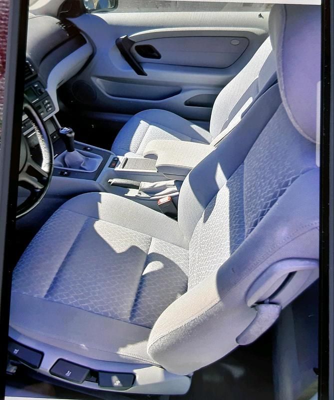 Gebraucht BMW 318 2001 Grau Coupé