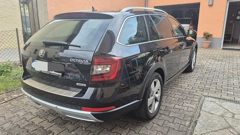 Gebraucht Skoda Octavia 184 PS (135 kW) 2017 Schwarz Kombi