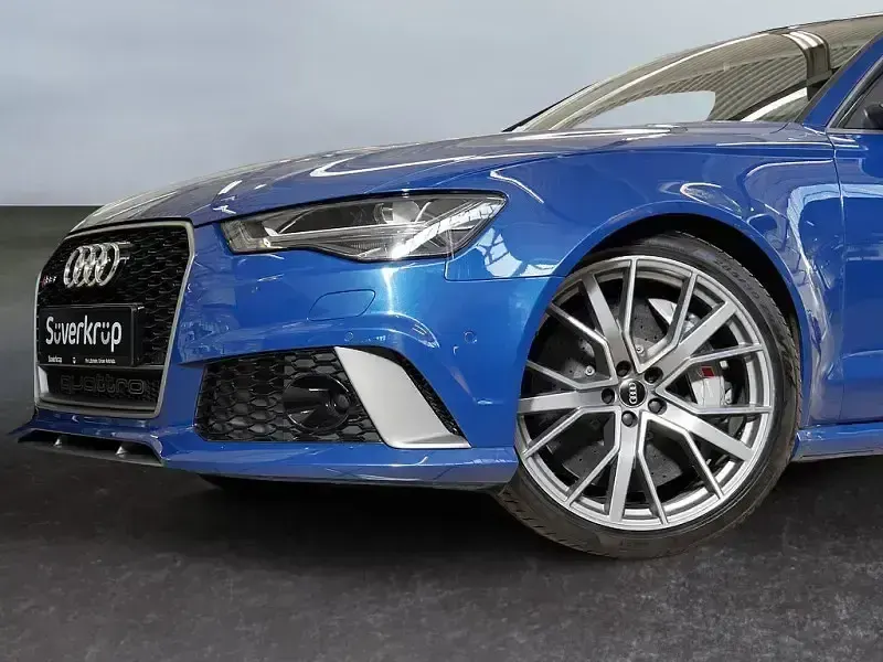 Gebraucht Audi RS6 Performance 605 PS (444 kW) 2018 Blau Kombi