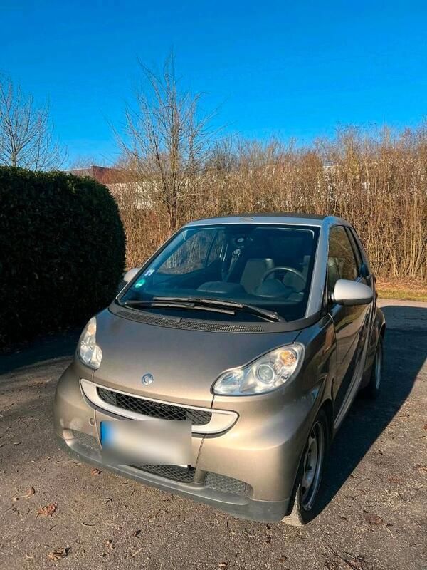 Andere außenfarben Gebraucht 2010 Smart ForTwo Cabrio Cabrio | 4.500 € (Fairer Preis) - Bild 1/4