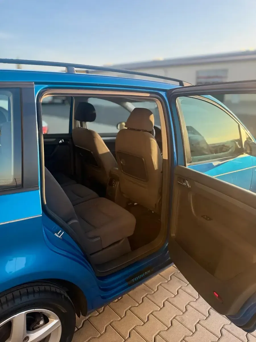 Gebraucht VW Touran 105 PS (77 kW) 2006 Blau Van / Kleinbus