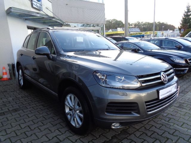 Gebraucht VW Touareg 245 PS (180 kW) 2012 Grau metallic SUV