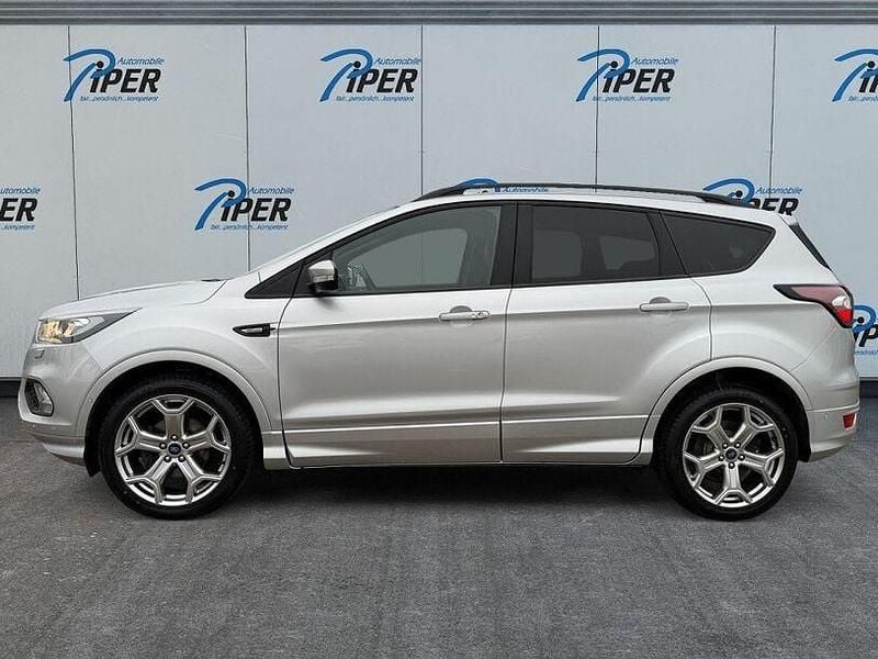 Gebraucht Ford Kuga ST-Line 150 PS (110 kW) 2019 Polarsilber metallic SUV