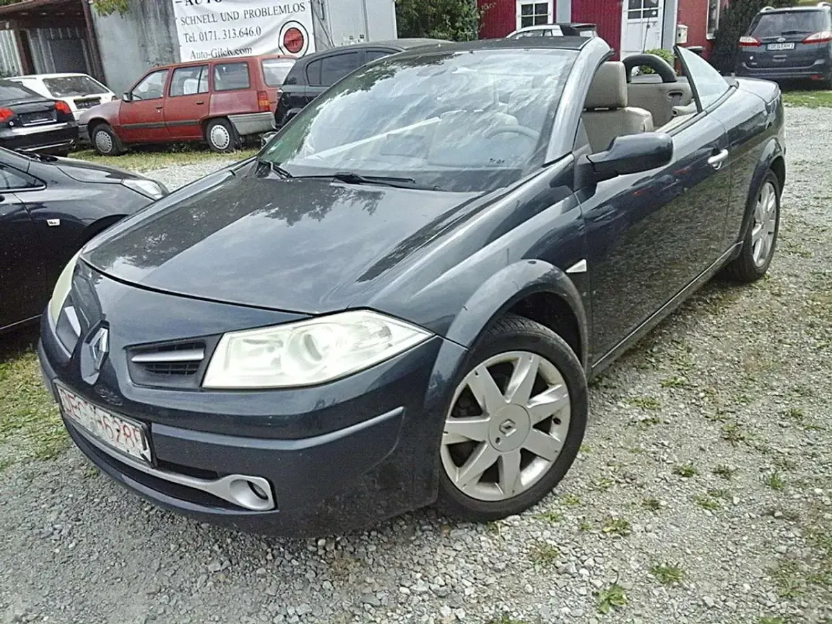 Gebraucht Renault Mégane Cabriolet Exception 135 PS (99 kW) 2008 Grau eclipse Cabrio
