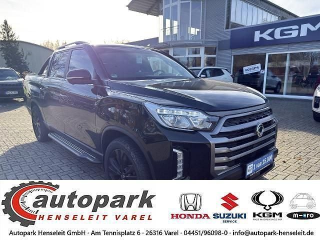 Space black (metallic) Gebraucht 2024 Ssangyong (KGM) Musso Sapphire SUV | 35.990 € - Bild 1/4