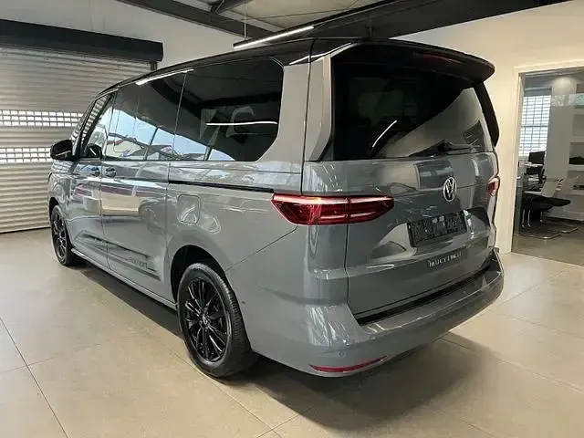 Usado VW Multivan 150 HP (110 kW) 2024 Andere Monovolume