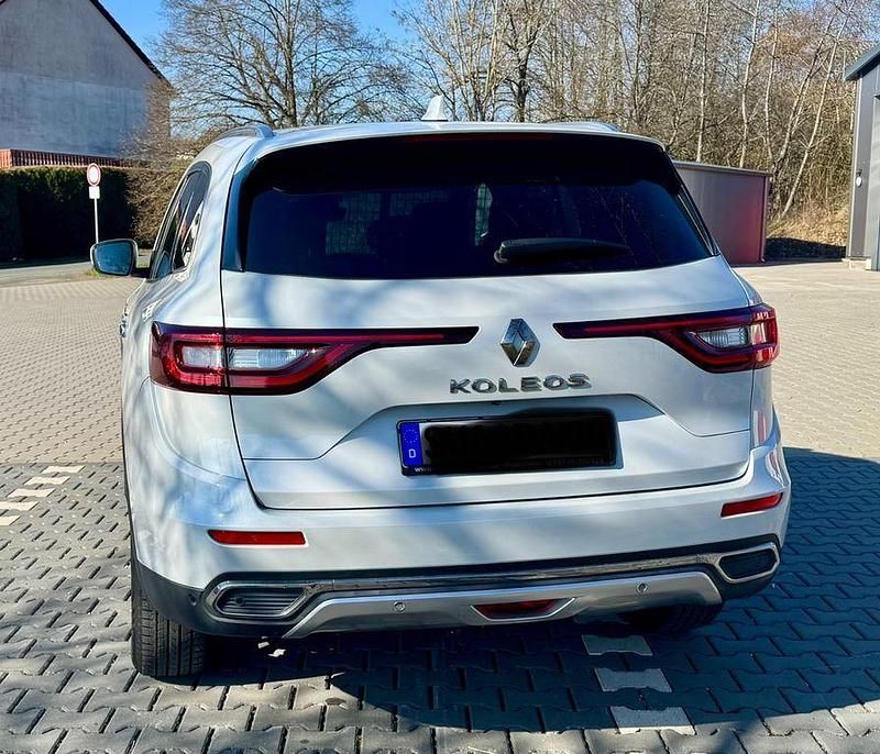 Gebraucht Renault Koleos Intens 158 PS (116 kW) 2022 Weiß SUV