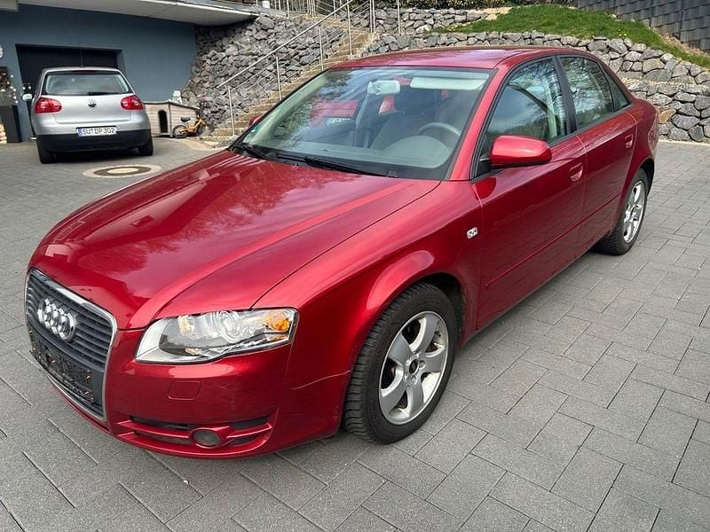 Gebraucht Audi A4 179 PS (131 kW) 2007 Rot Limousine