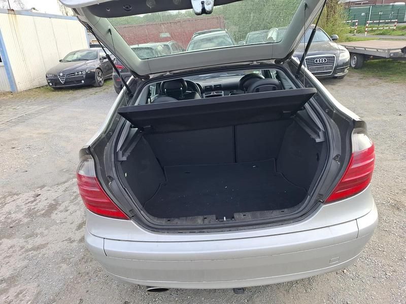 Gebraucht Mercedes C200 163 PS (119 kW) 2001 Coupé