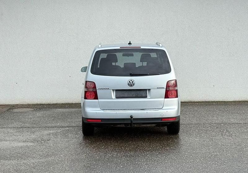 Gebraucht VW Touran Highline 105 PS (77 kW) 2009 Silber Van / Kleinbus