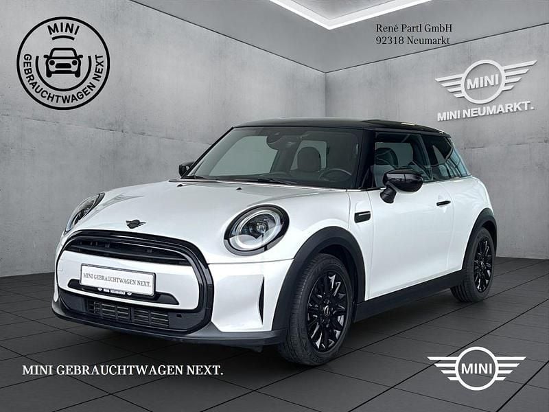 Gebraucht Mini Cooper 136 PS (100 kW) 2023 Nanuq white Kleinwagen