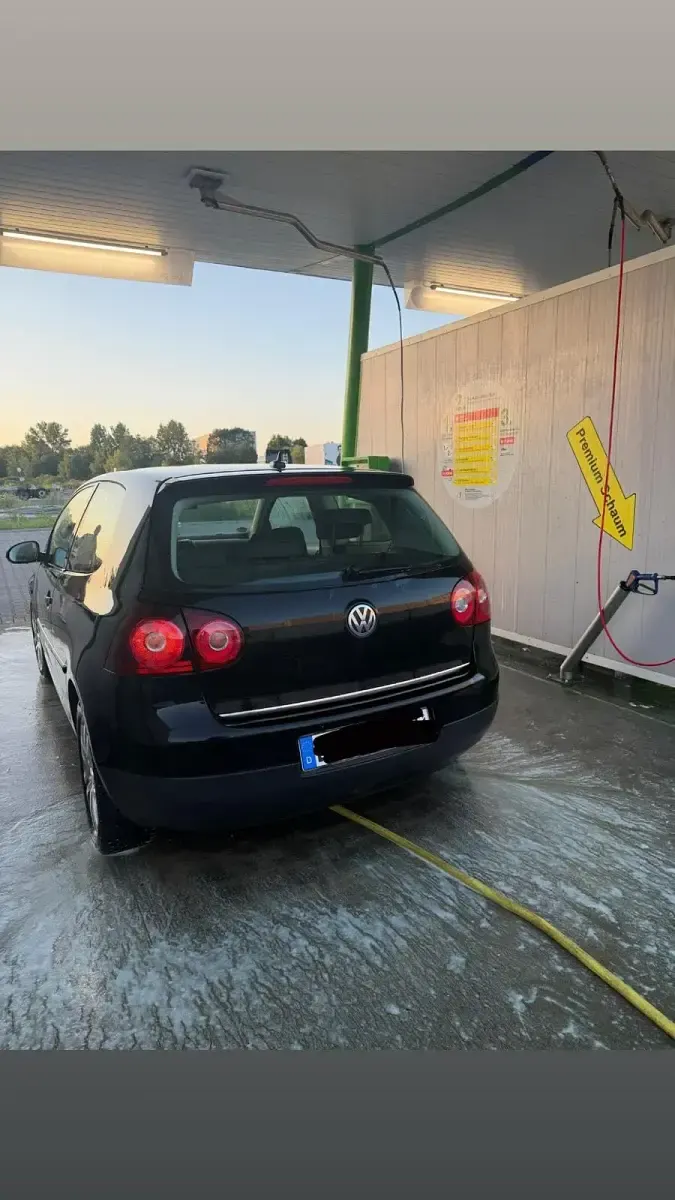 Gebraucht VW Golf V 80 PS (58 kW) 2008 Schwarz Kleinwagen