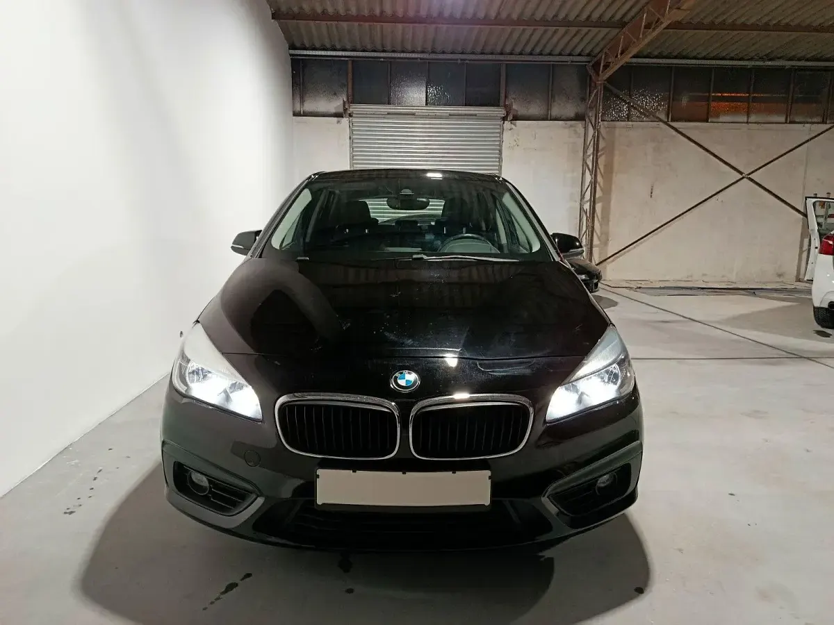 Gebraucht BMW 218 Advantage 136 PS (100 kW) 2016 Schwarz Kombi