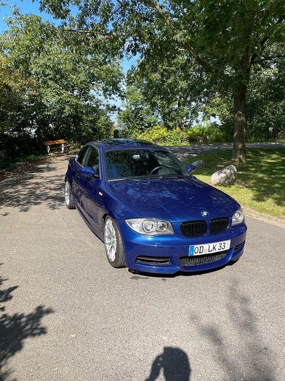 Gebraucht BMW 135 Performance 306 PS (225 kW) 2007 Blau Kleinwagen