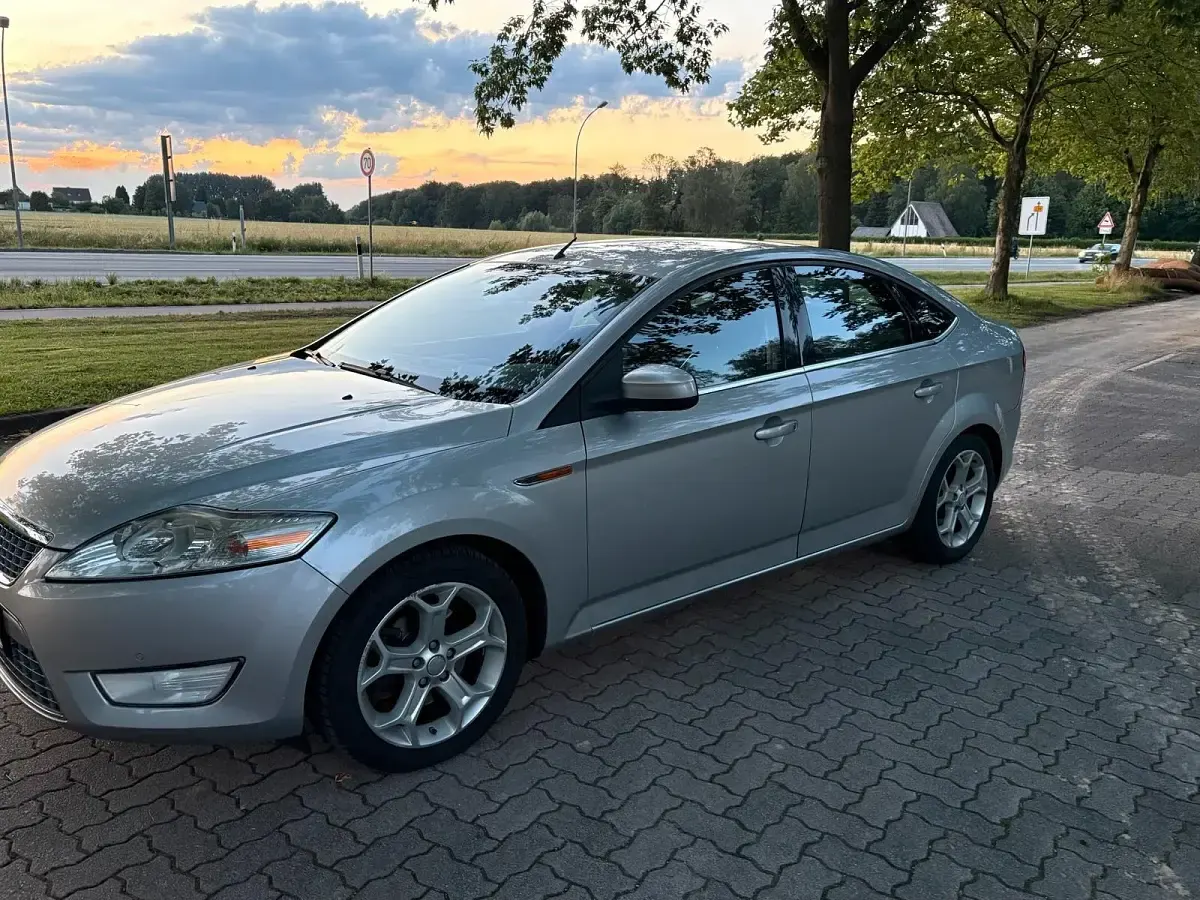 Gebraucht Ford Mondeo Titanium 140 PS (102 kW) 2007 Limousine